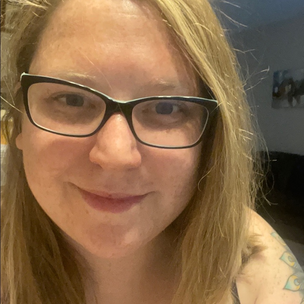 Meet your Posher, Alysha